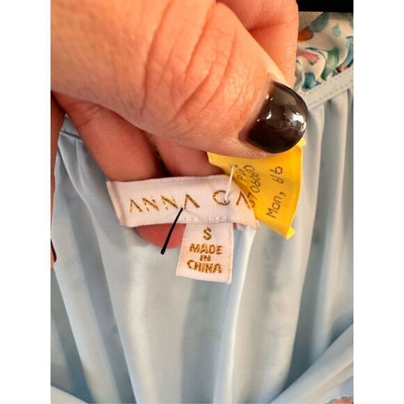 Anna Cate Kendall Dress in Vine Size Small - Picture 5 of 9